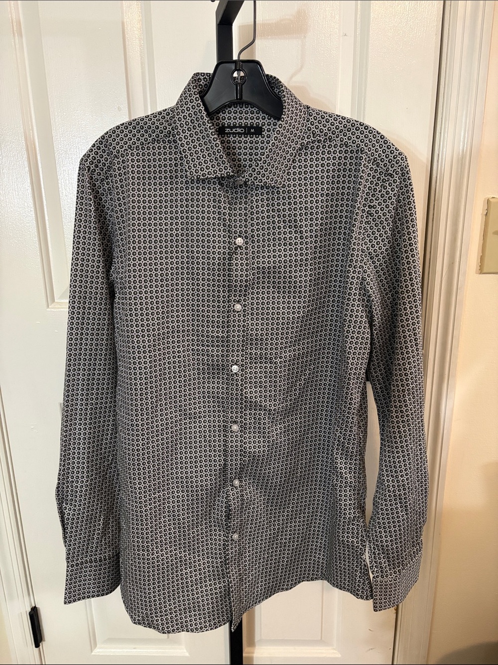 Men's Black and White Geometric Long-Sleeve Dress Shirt. MADE IN INDIA